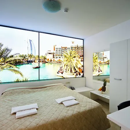 Autosole ホテル 4*